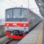 Kanopi Tersangkut di Kabel LAA, Perjalanan KRL Solo-Jogja Sempat Terganggu