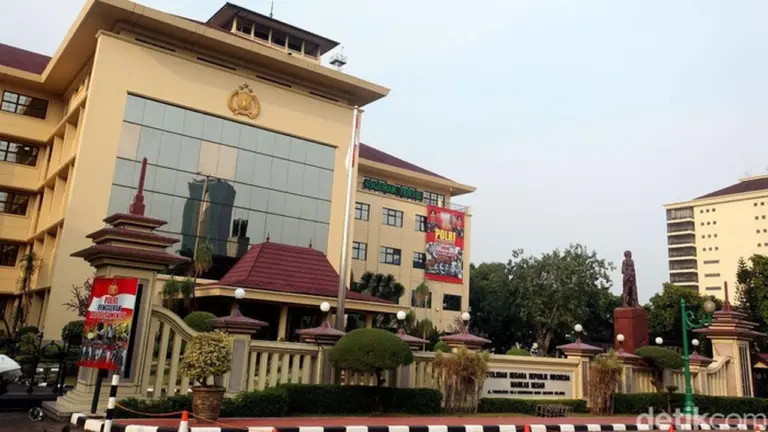 Kapolri Jenderal Listyo Sigit Lakukan Rotasi 85 Perwira, Jabatan Strategis Berubah