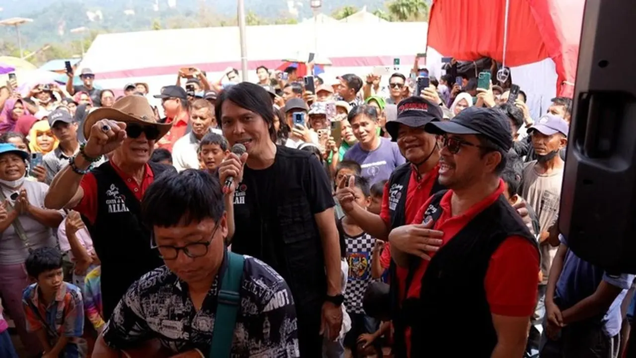 Instruksi Megawati: PDIP Gelar Natal Nasional untuk Korban Bencana di Tapanuli Tengah Instruksi Megawati: PDIP Gelar Natal Nasional untuk Korban Bencana di Tapanuli Tengah