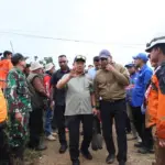 Longsor Cisarua: Mendagri Tito Dorong Relokasi dan Perkuat Tata Ruang Jangka Panjang