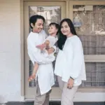 Istri Fiersa Besari Ditabrak Mobil di Stasiun Gambir, Sempat Tergencet dan Sopir Meremehkan