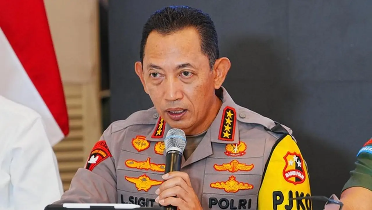 Kapolri Jenderal Listyo Sigit Prabowo Banggakan Bhabinkamtibmas Nominator Hoegeng Awards 2025