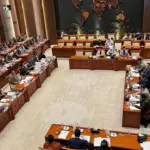 Utut Adianto Seloroh Budi Djiwandono Segera Gabung Eksekutif dalam Rapat Komisi I DPR