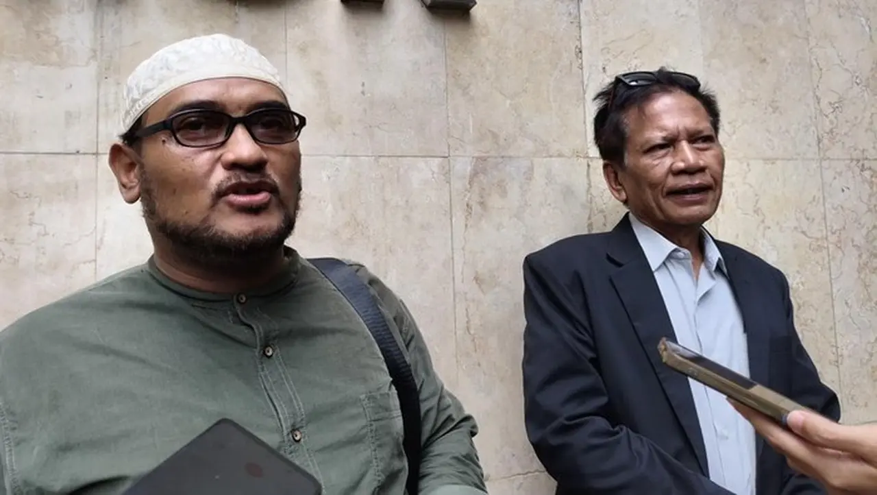 Novel Bamukmin Diperiksa Polisi Terkait Laporan Dugaan Penistaan Agama oleh Pandji Pragiwaksono Novel Bamukmin Diperiksa Polisi Terkait Laporan Dugaan Penistaan Agama oleh Pandji Pragiwaksono