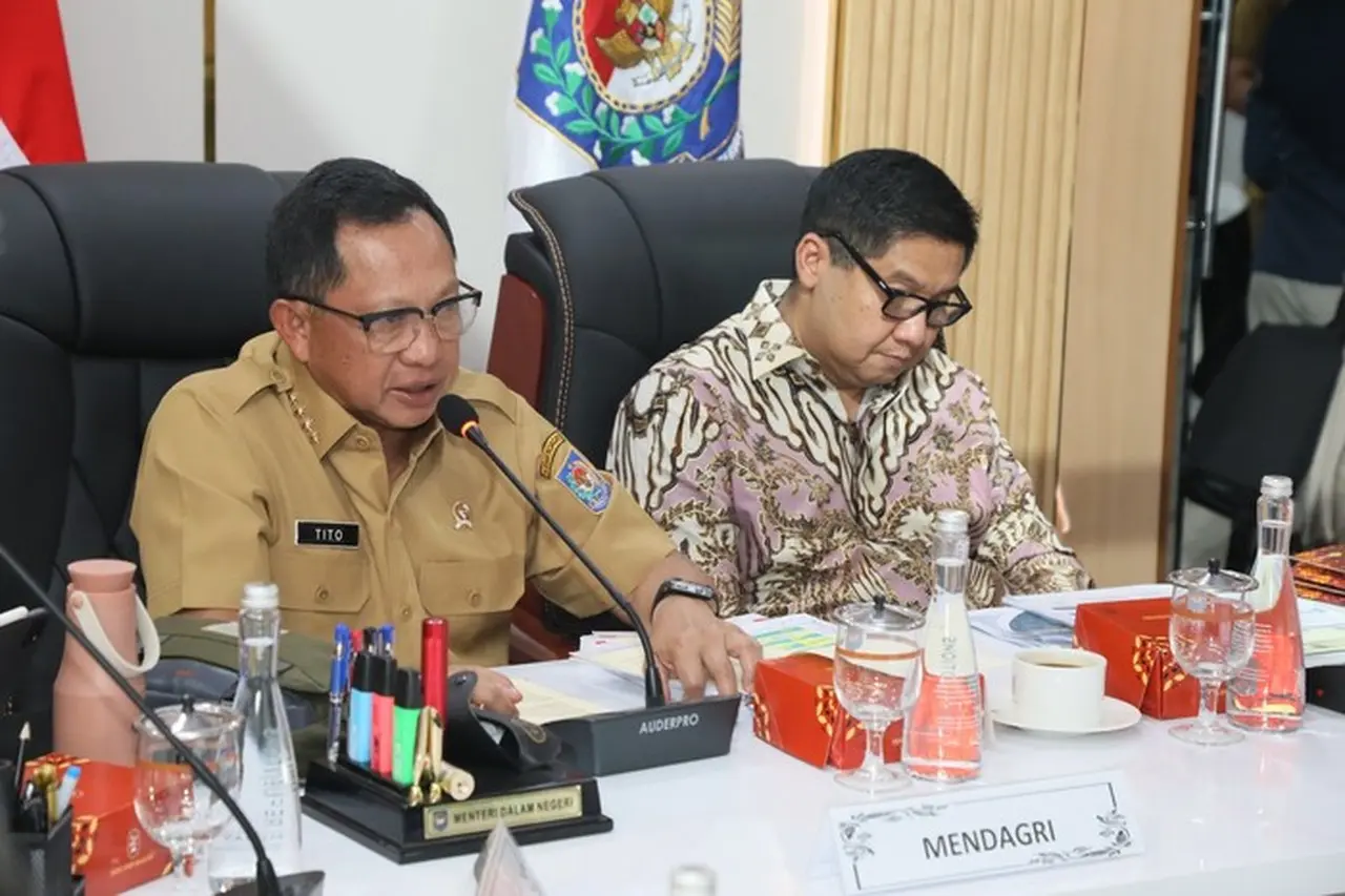 Mendagri Tito Karnavian Rinci Bantuan Rumah dan Bansos Pascabencana Sumatera