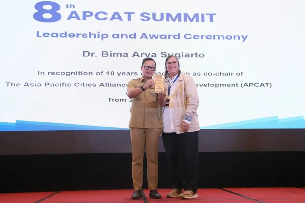 Bima Arya Dianugerahi Penghargaan APCAT atas Dedikasinya Kendalikan Tembakau di Asia Pasifik