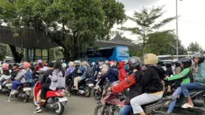 Libur Akhir Tahun, Taman Margasatwa Ragunan Dipadati Pengunjung, Lalin Mengular
