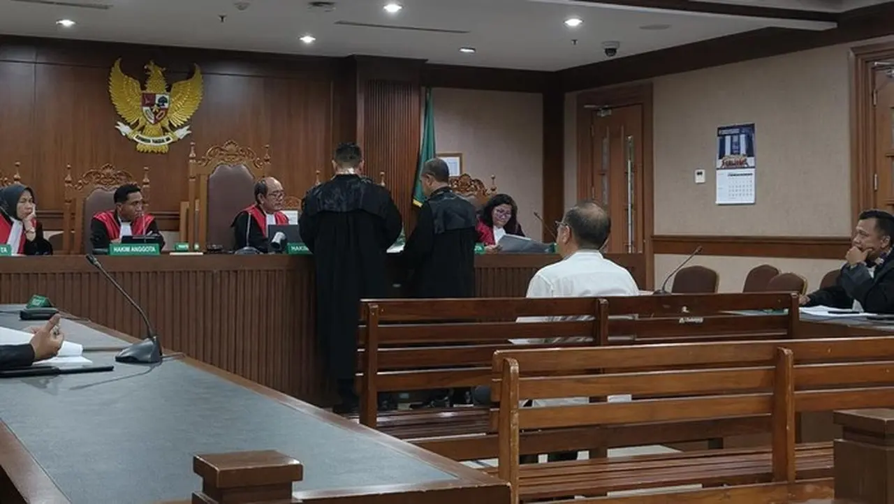 Terdakwa Korupsi Kredit LPEI Didakwa Rugikan Negara Rp 1,8 Triliun