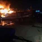 Kapal Nelayan Terbakar di Penjaringan, 17 Unit Damkar Berjibaku Padamkan Api