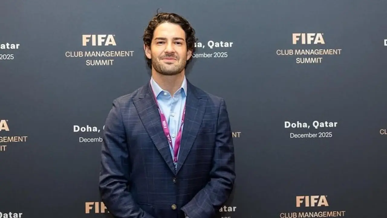 Alexandre Pato Tertarik Beli Klub Divisi Empat Liga Inggris, Colchester United Alexandre Pato Tertarik Beli Klub Divisi Empat Liga Inggris, Colchester United