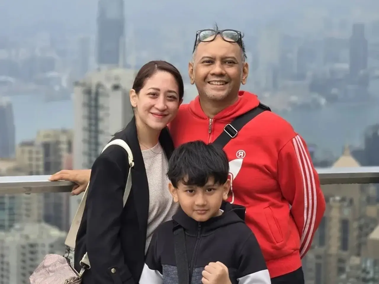 Rencana Liburan Ultah Istri Belum Terwujud, Lucky Widja Tutup Usia di 49 Tahun Rencana Liburan Ultah Istri Belum Terwujud, Lucky Widja Tutup Usia di 49 Tahun