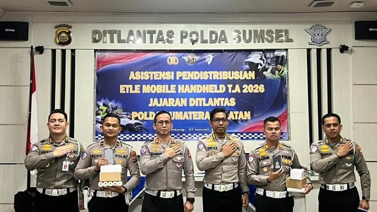 Korlantas Polri Operasionalkan ETLE Mobile Handheld di Sumsel untuk Penegakan Hukum Modern