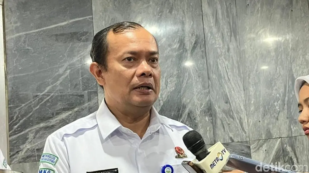 BMKG: Hujan Lebat Masih Berpotensi Melanda Jawa dan Bali Hingga Akhir Januari