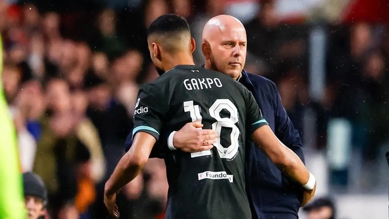 Arne Slot Bela Cody Gakpo yang Dikecam Fans Liverpool Akibat Tren Buruk