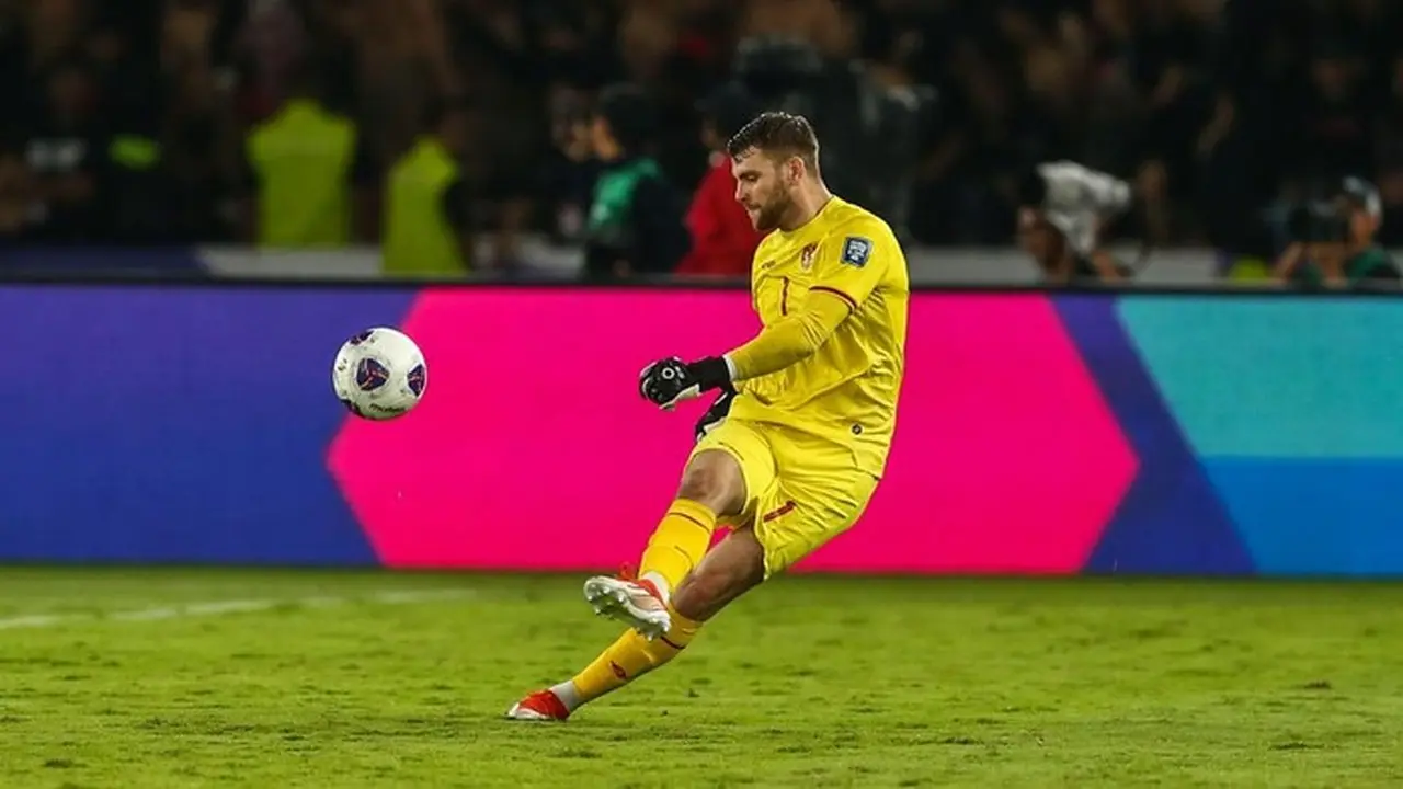 Maarten Paes Berpeluang Langsung Jadi Kiper Utama Ajax Amsterdam Musim Dingin Ini Maarten Paes Berpeluang Langsung Jadi Kiper Utama Ajax Amsterdam Musim Dingin Ini