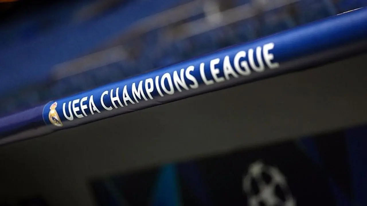 Dua Suporter Chelsea Ditusuk di Naples Jelang Laga Liga Champions Dua Suporter Chelsea Ditusuk di Naples Jelang Laga Liga Champions