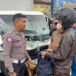 Pikap Tabrak Motor dan Truk di Bogor, Sopir Terluka Parah Akibat Gagal Jaga Jarak