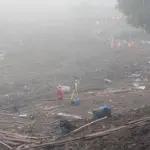 Longsor Cisarua: Tim SAR Lanjutkan Pencarian Korban di Tengah Kabut Tebal