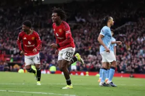 Cedera Hamstring Patrick Dorgu, Manchester United Cari Alternatif Pengganti di Lini Serang