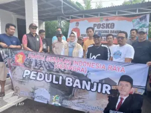 Putih Sari Gerindra Salurkan Bantuan Kemanusiaan untuk Korban Banjir di Tiga Desa Bekasi