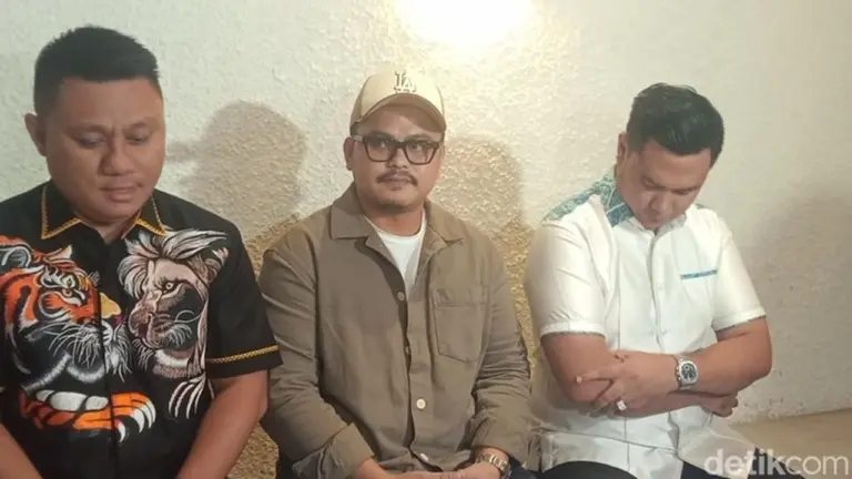 Kuasa Hukum Suami Boiyen Belum Mau Buka Suara soal Gugatan Cerai