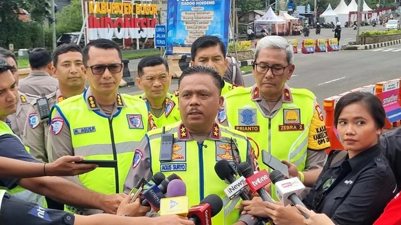 Kakorlantas Polri: Fatalitas Kecelakaan Nataru 2025 Turun 27,12% Berkat Larangan Truk Sumbu Tiga Kakorlantas Polri: Fatalitas Kecelakaan Nataru 2025 Turun 27,12% Berkat Larangan Truk Sumbu Tiga