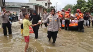 Bekasi Diterjang Banjir: Perumahan dan Sawah Terendam Air hingga 70 Cm