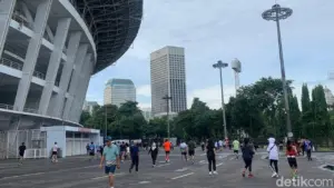 Warga Jakarta Sambut Tahun Baru 2026 dengan Lari Pagi di GBK, Komitmen Hidup Lebih Sehat