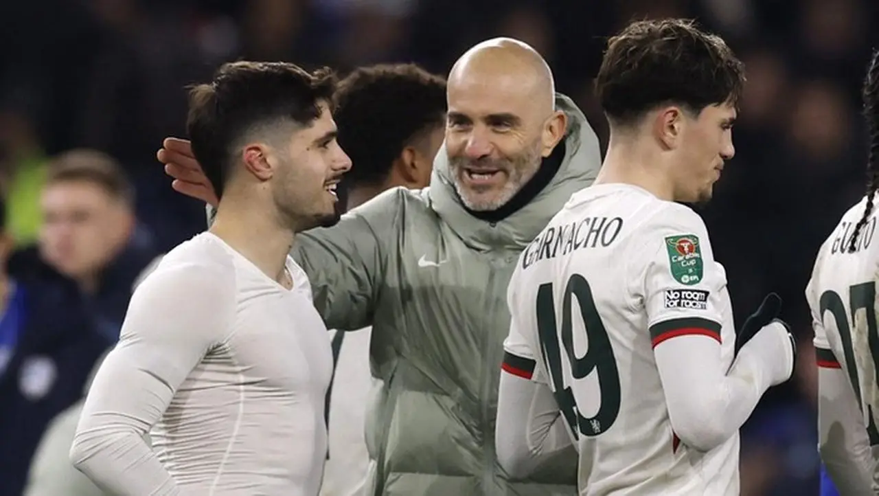 Pedro Neto Terkejut Chelsea Pecat Enzo Maresca, Akui Peran Besar Sang Pelatih Pedro Neto Terkejut Chelsea Pecat Enzo Maresca, Akui Peran Besar Sang Pelatih