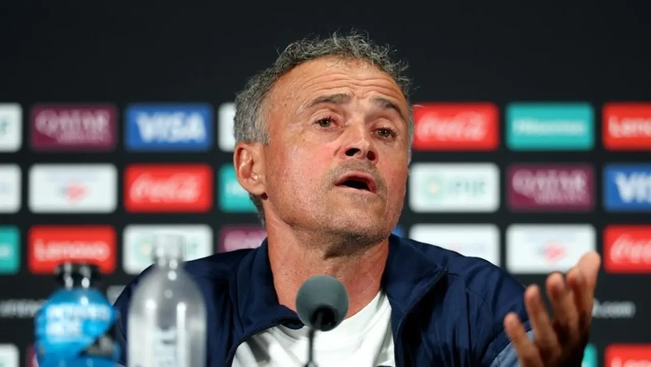 PSG Ditahan Imbang Newcastle, Luis Enrique Akui Beban Ekspektasi Delapan Besar PSG Ditahan Imbang Newcastle, Luis Enrique Akui Beban Ekspektasi Delapan Besar