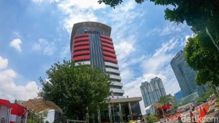 KPK Panggil Kadis SDABMBK Bekasi Terkait Kasus Suap Bupati Nonaktif Ade Kuswara