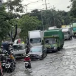 Banjir Daan Mogot Jakbar Lumpuhkan Arus Lalu Lintas Seharian, Ini Titik Rawan Macet