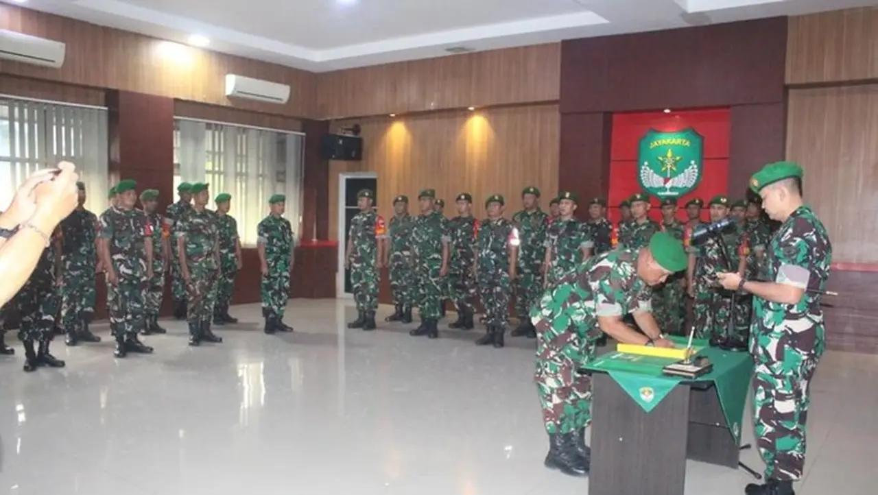 Babinsa Dihukum Berat Usai Curigai Penjual Es Kue Jadul Mengandung Spons