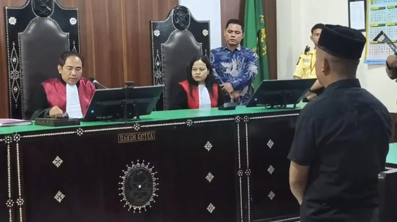 Pembunuh Berencana yang Cor Pacar di Lombok Divonis 18 Tahun Penjara