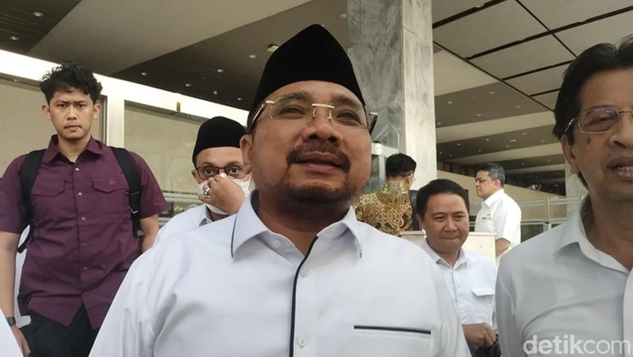 Mantan Menag Yaqut Cholil Qoumas Penuhi Panggilan KPK Terkait Kasus Kuota Haji Mantan Menag Yaqut Cholil Qoumas Penuhi Panggilan KPK Terkait Kasus Kuota Haji