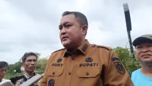 Bupati Bogor: Perbaikan Jalan Rusak Ditunda Hingga Cuaca Membaik Pasca-Hujan