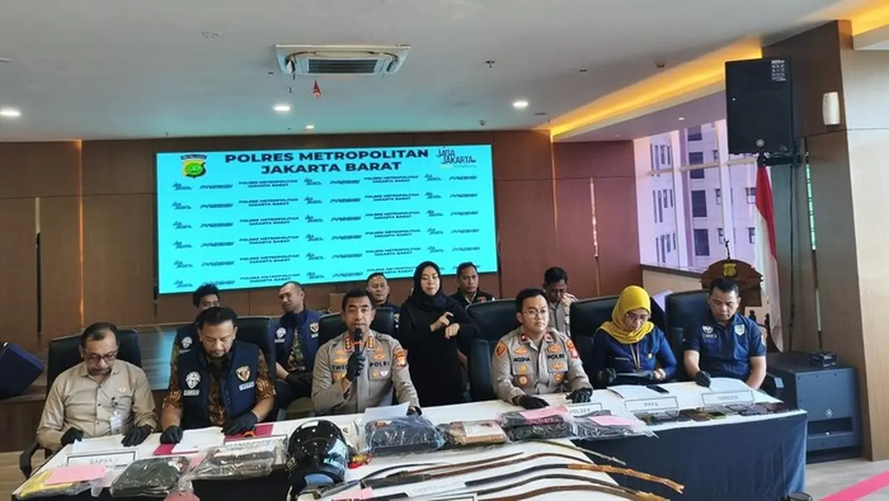 Tawuran Maut di Kebon Jeruk Tewaskan Pelajar, 10 Pelaku Diamankan Polisi