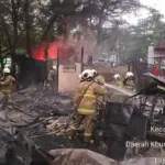 Rumah dan Lapak Semi Permanen di Cengkareng Terbakar Hebat, Dugaan Korsleting Listrik