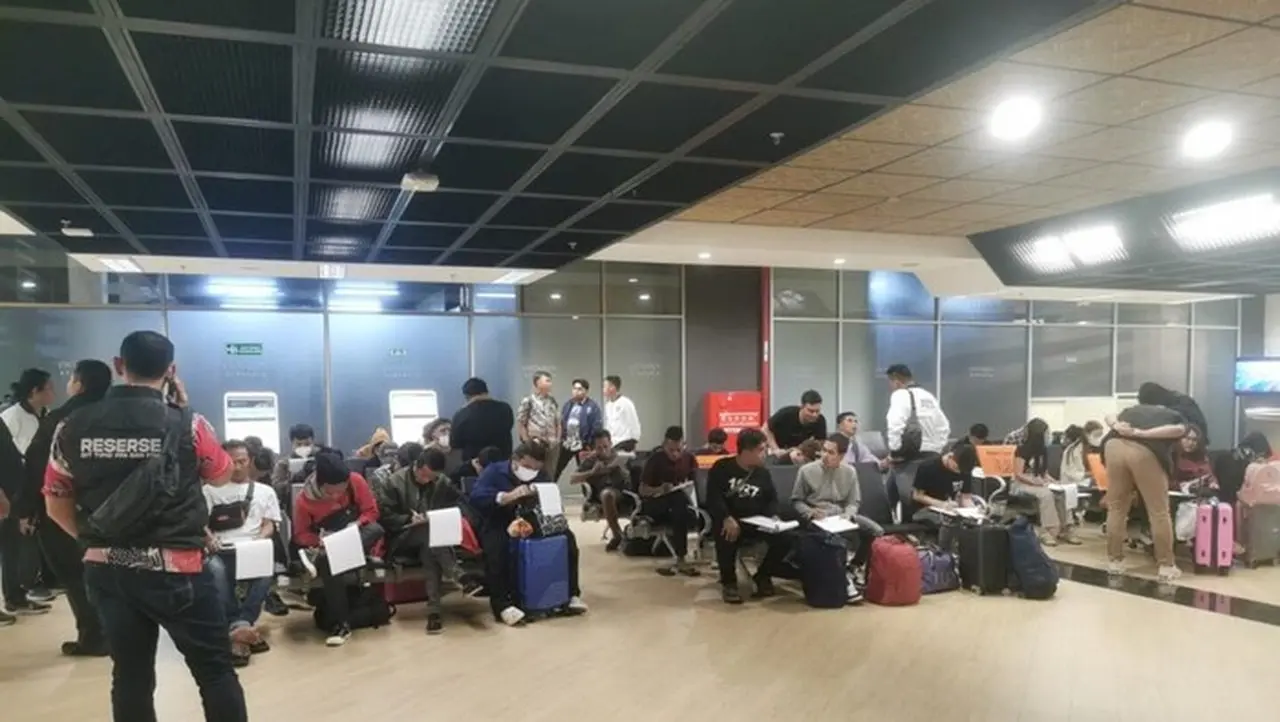 36 WNI Korban Scam Kamboja Tiba di Tanah Air, Pemulangan Gelombang Pertama 2026 36 WNI Korban Scam Kamboja Tiba di Tanah Air, Pemulangan Gelombang Pertama 2026