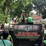Driver Ojol Gelar Aksi Dukungan untuk Nadiem Makarim di PN Jakarta Pusat Jelang Sidang Dakwaan