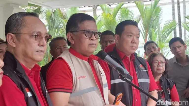PDIP Kaji Ulang Ambang Batas Parlemen, Hasto Kristiyanto Ingatkan Era “Multipartai Ekstrem” PDIP Kaji Ulang Ambang Batas Parlemen, Hasto Kristiyanto Ingatkan Era “Multipartai Ekstrem”