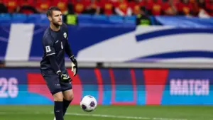 Maarten Paes Segera Diresmikan sebagai Kiper Baru Ajax Amsterdam Akhir Pekan Ini