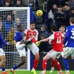Kesalahan VAR Untungkan Arsenal dalam Kemenangan Kontroversial atas Everton