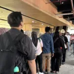 Antusiasme Tinggi, Pengunjung Planetarium Tetap Antre Meski Kuota Pertunjukan Sudah Penuh