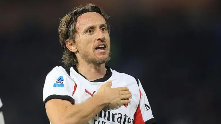 Gol Penentu Modric Bawa Milan Unggul, Allegri Minta Skuat Tiru Determinasi Sang Veteran Gol Penentu Modric Bawa Milan Unggul, Allegri Minta Skuat Tiru Determinasi Sang Veteran