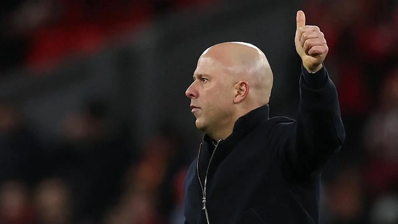 Arne Slot: Liverpool Tetap Perkasa, Buktikan Kualitas Setara Musim Lalu Arne Slot: Liverpool Tetap Perkasa, Buktikan Kualitas Setara Musim Lalu