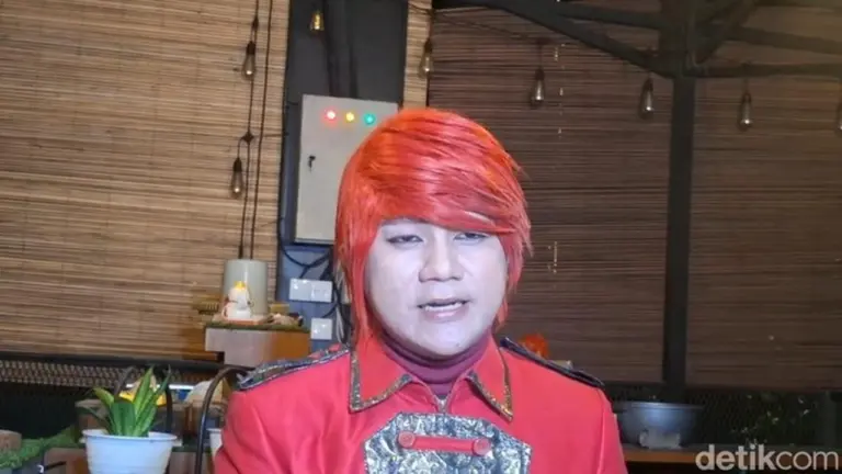 Pesulap Merah Tanggapi Kekecewaan Keluarga Mendiang Istri soal Pernikahan Sirinya Pesulap Merah Tanggapi Kekecewaan Keluarga Mendiang Istri soal Pernikahan Sirinya