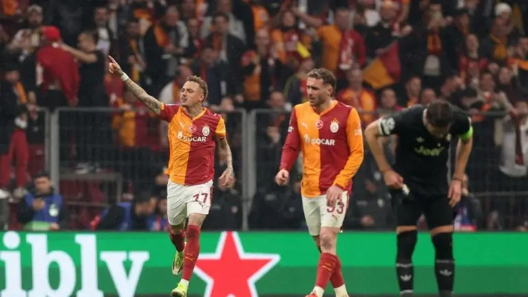 Drama 7 Gol di Istanbul: Juventus Takluk 2-5 dari Galatasaray di Leg Pertama Playoff Liga Champions