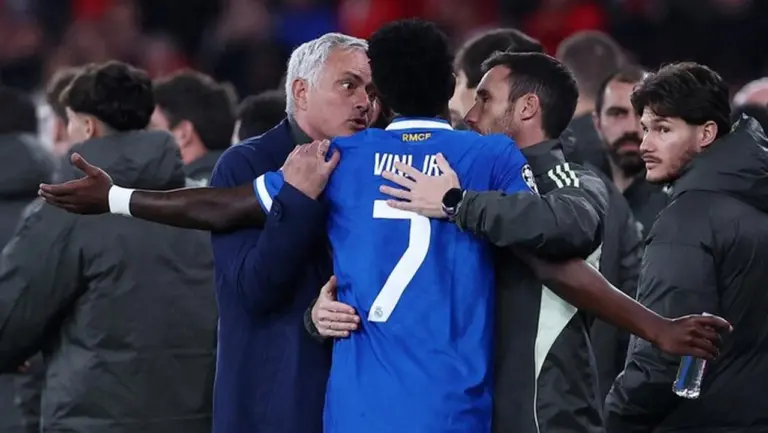 Mourinho: Selebrasi Gol Vinicius Junior di Lisbon Tidak Sopan dan Memprovokasi