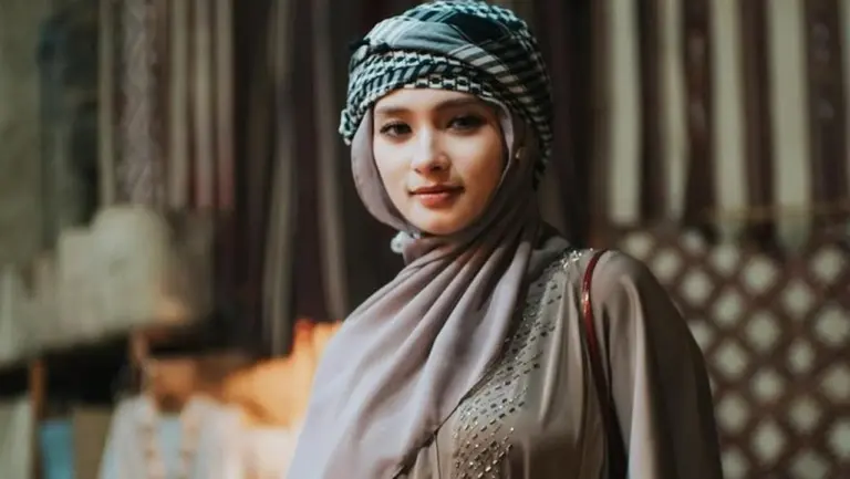 Inara Rusli Ungkap Alasan Belum Minta Maaf, Singgung ‘Kesibukan Baru’ Inara Rusli Ungkap Alasan Belum Minta Maaf, Singgung ‘Kesibukan Baru’